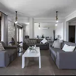 Crest Posidi Villa *