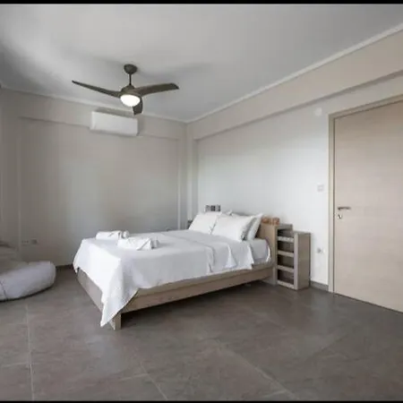 Crest Posidi Villa *