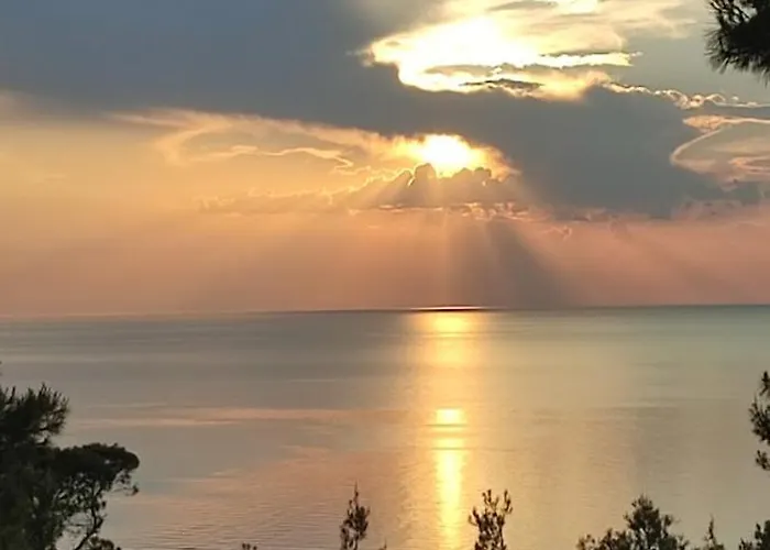 Вилла Crest Posidi *