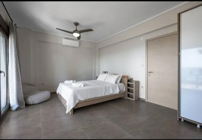 Crest Posidi Villa *