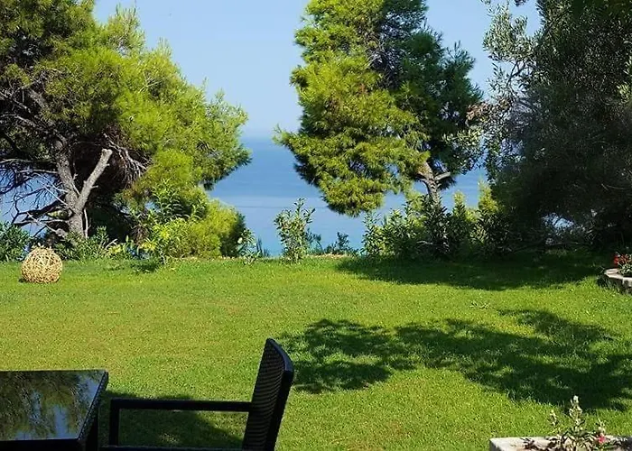 Crest Posidi Villa Kalandra